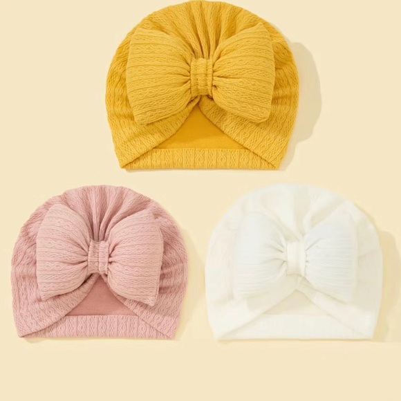 3-Pack Baby Bow Decorative Hats - Picture 1 of 7